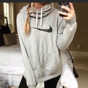 NIKE COWLNECK HOODIE